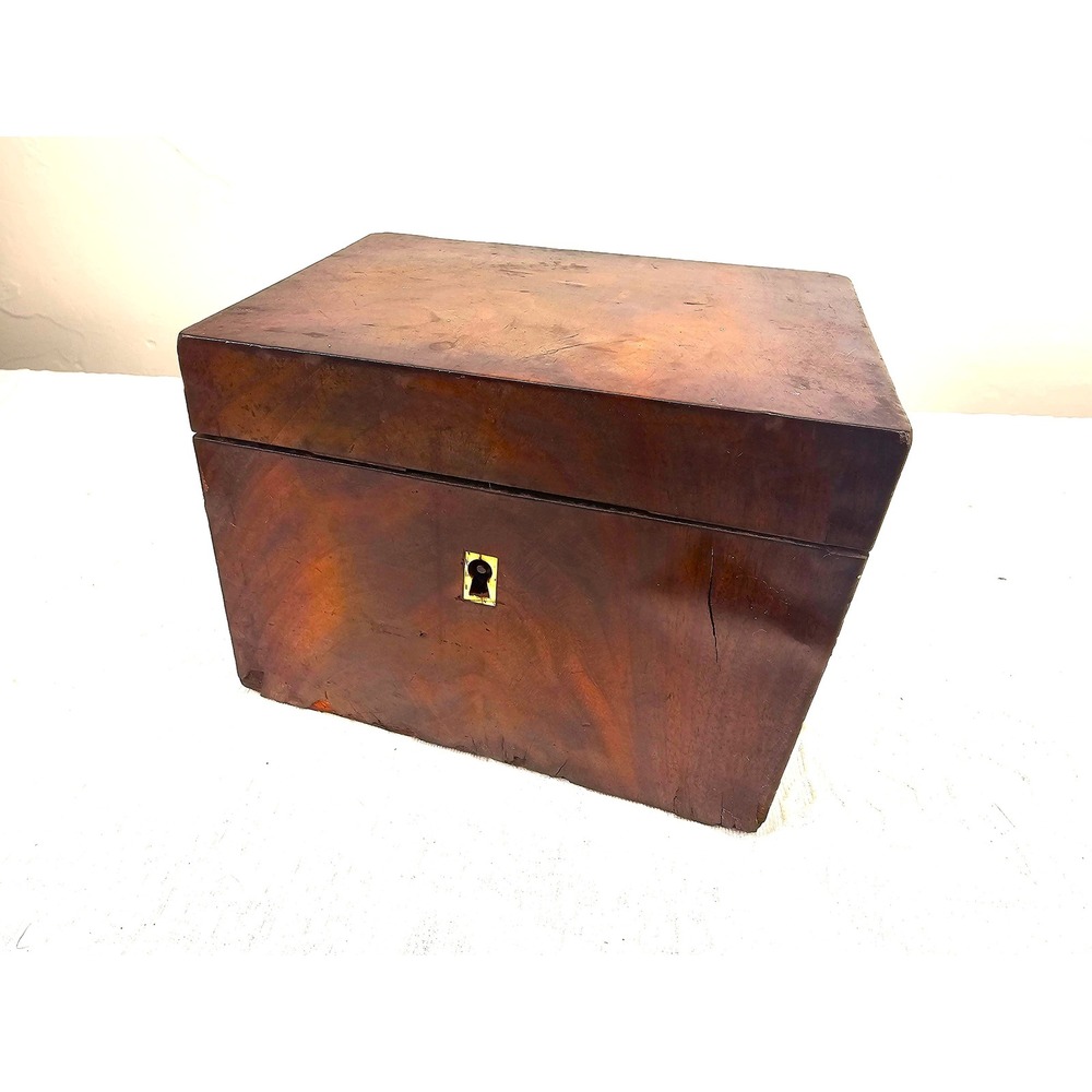Antique 19thC‎ English Mahogany Tea Caddy